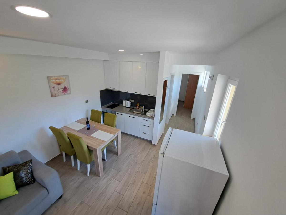 Apartments Sisevic - Comfort Apartments With Balconies And Sea View Slano Exterior foto